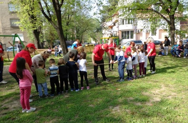 Спортен празник за децата в Деня на здравния работник