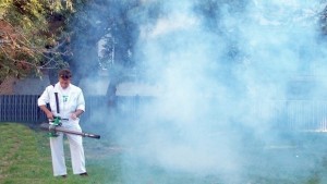 Пръскат срещу кърлежи и комари в Сливен