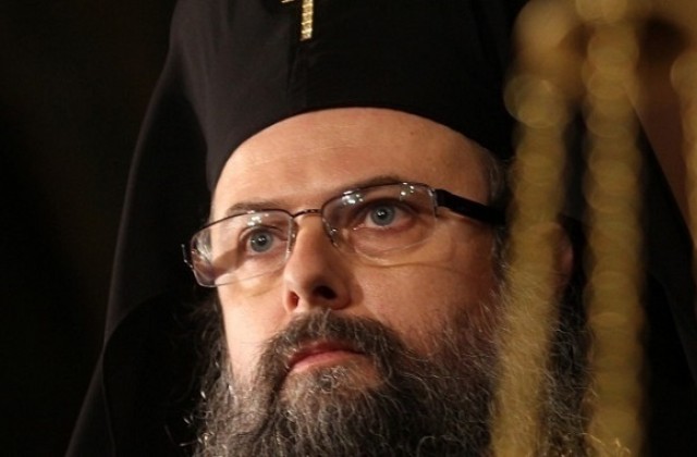 Пловдивският митрополит носи в Пазарджик чудотворната икона „Златна ябълка”