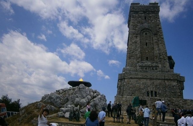 Намериха спонсор за ремонта на паметника на Шипка