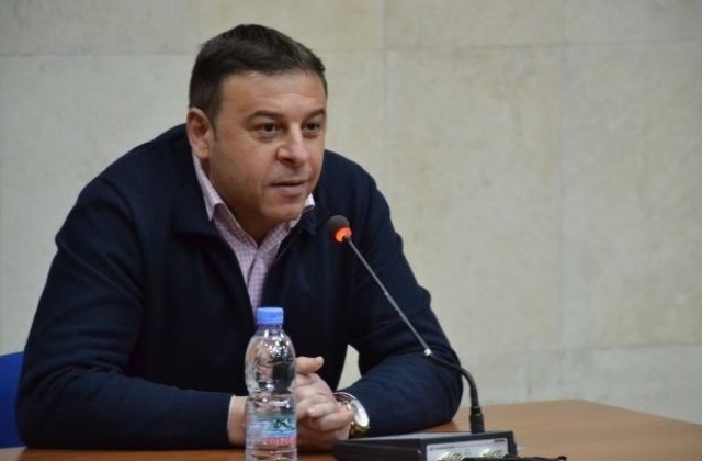 Кметът Камбитов откри кръгла маса за развитието на ИТК сектора