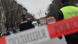 Изоставен куфар блокира движението в центъра на София в петък