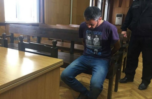 Съдът остави в ареста турския шофьор, прегазил дете край Паничерево