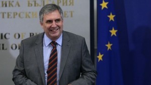 Безработни работят с фалшиви ЕГНта