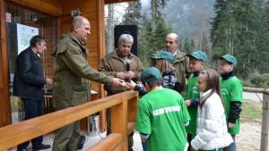 Деца се състезаваха на Горски празник в Седмицата на гората