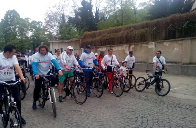 Над 1000 се качиха на колела за най-мащабното велошествие в Пловдив