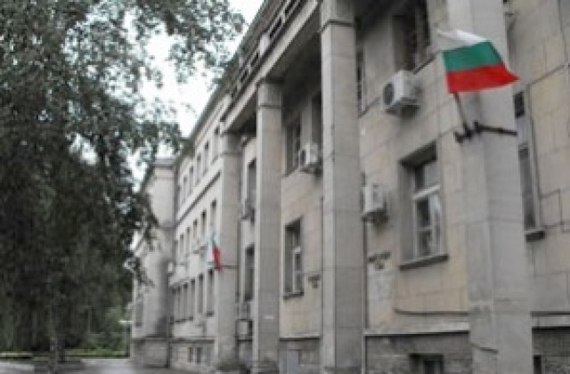 Граф Монте Кристо, ученици и пенсионери в съда за Деня на отворените врати