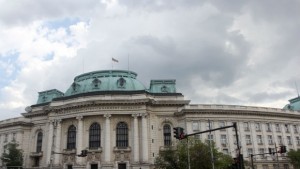 Университети вдигат таксите 739 лв да учиш право