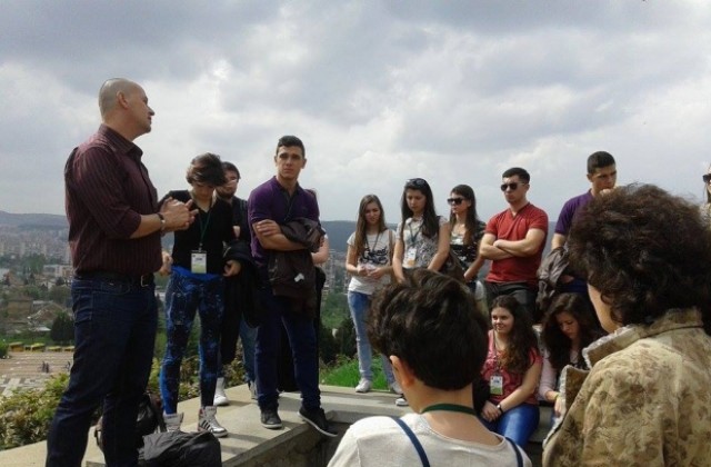 Русенци участваха в Национална среща на детските и младежките парламенти