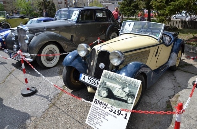 Автомобил на 110 години в Сливен