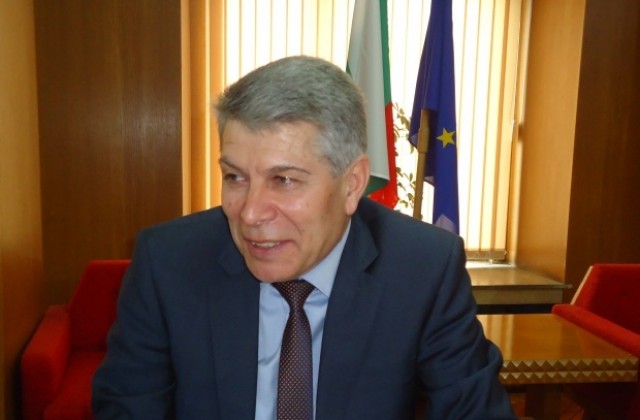 Базар и атракционно влакче ще зарадват шуменци за Великден