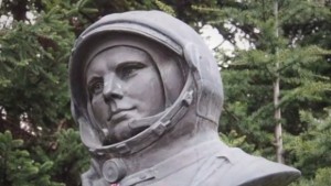 Изстреляха ракети за Деня на авиацията във Варна ВИДЕО