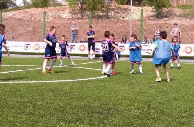 Новият спортен комплекс приема от утре малките футболисти на В. Търново