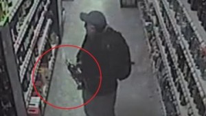 Златин отива в лудницата