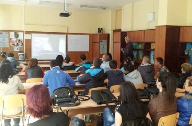 Ученици обединени срещу трафика на хора