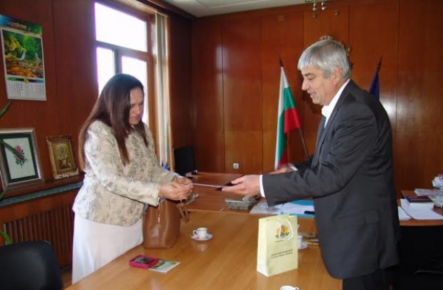 Областният управител проведе среща с посланика на Египет