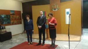 Кметът отличи президента и ректора на ВСУ