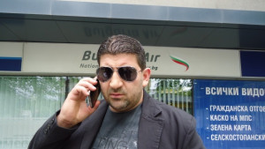 Откраднаха луксозен автомобил на шуменски адвокат