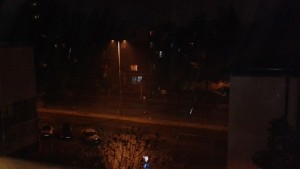 Порой с гръмотевици заля за минути Бургас
