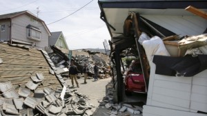 Сони и Тойота спряха работа след силното земетресение в Япония