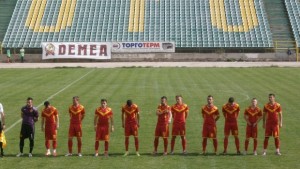 Велбъжд изпусна дузпа удари греда и падна от Миньор