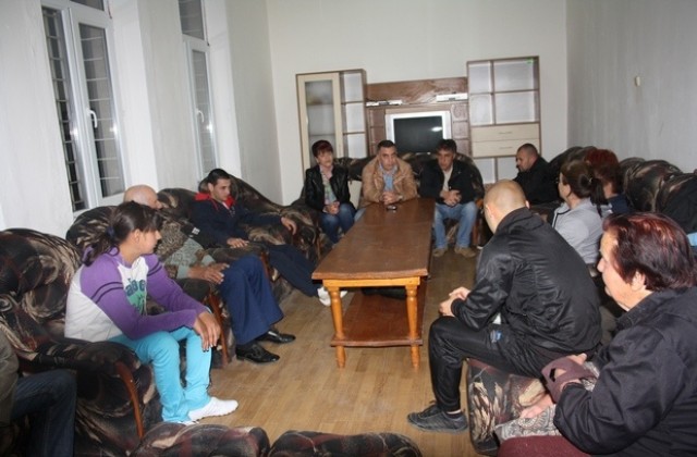 Кметът на Сливен Стефан Радев се срещна с жители на село Крушаре