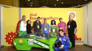 Представяме в Лондон електромобил който изминава 300 км само с