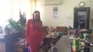 Гълъб предвеща щастие на замкмета Наталия Кръстева на рождения й