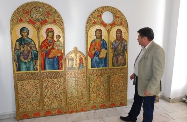 Великденска изложба на сливенски художници