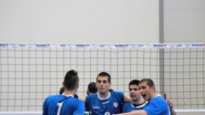 Волейболният Марек в битка за медалите при юношите старша възраст