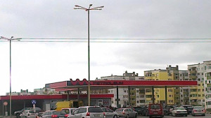 Марешки отвори още една бензиностанция