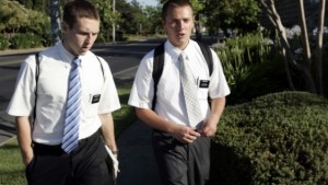 Сектанти пак плъзнаха из Варна търсят самотни и лабилни хора