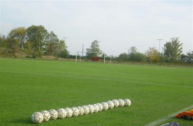 Футболен турнир събира над 140 деца в неравностойно положение