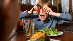 Разрешиха такса дете в ресторантите