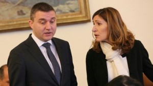 Кабинетът обсъжда увеличаването на минималната заплата