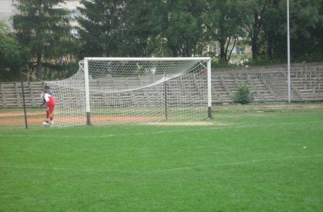 Полуфинална среща за Купата на Аматьорската лига се играе днес в Дряново