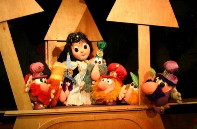 Снежанка и седемте джуджета в театър ВЕСЕЛ