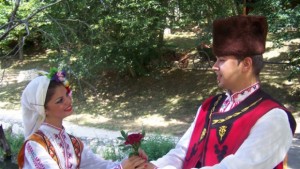 Започва С песните и танците на Тракия