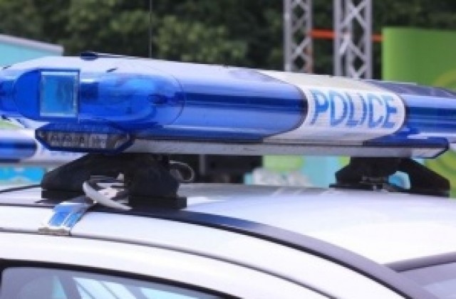 Полицейска акция в Бургас: Задържани са осем души