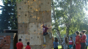 Катерачна надпревара пред музея