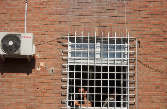 Екстрадират в Германия двама нашенци, ще ги съдят за серия кражби