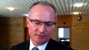 Кметове и депутати против съдебната карта