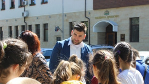 Младежи от Дряново ще посетят Европейския парламент по покана на