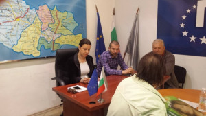 Граждани търсиха работа и юридическа помощ от съветници на ГЕРБ