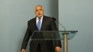 Борисов на среща с превозвачи заради блокадата на границата по