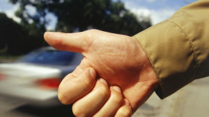 Ограбиха стопаджия на разклона за село Богатово