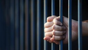 Шест месеца зад решетките очакват шофьор хванат с 266 промила