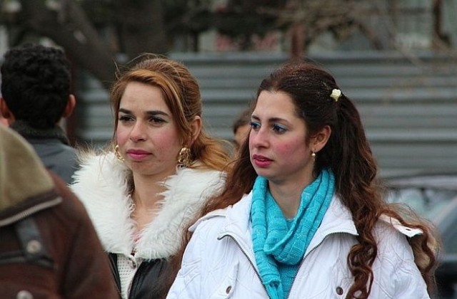 В Провадия с кампания срещу краденето на ромски булки