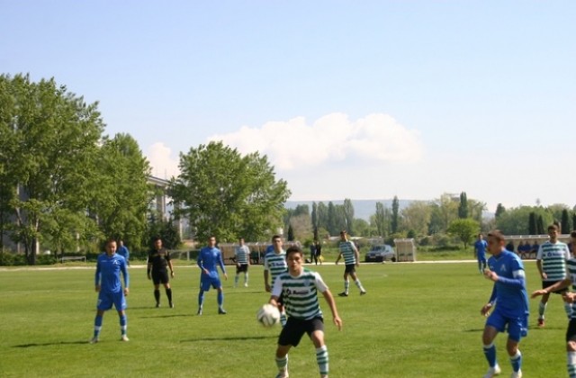 В „Черно море” с остри претенции срещу съдията при 2-2 с „Левски”