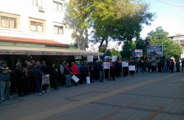 След празниците земеделци ще искат оставката на министър Калфин
